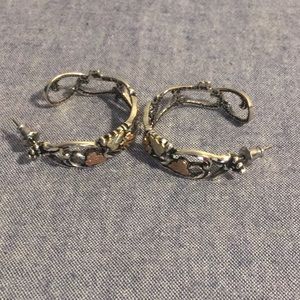Black hills gold leaves & Sterling hoop earrings